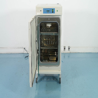 Thermo Forma Steri- Cycle C02 Incubator image 3